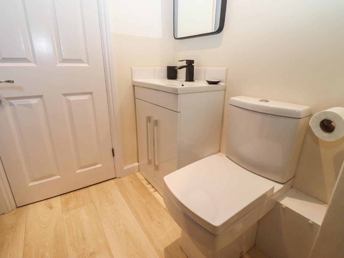3 Mount Pleasant Villa Першор Екстериор снимка