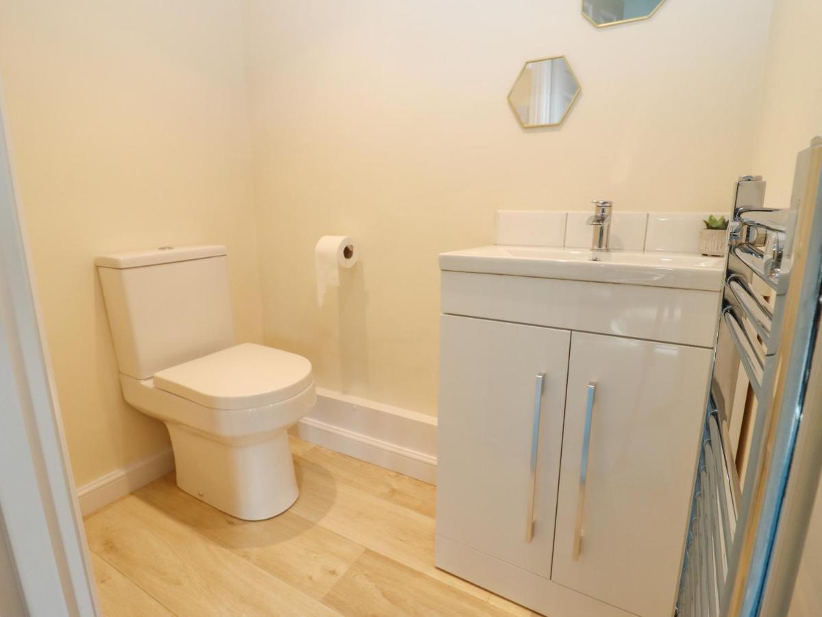 3 Mount Pleasant Villa Першор Екстериор снимка